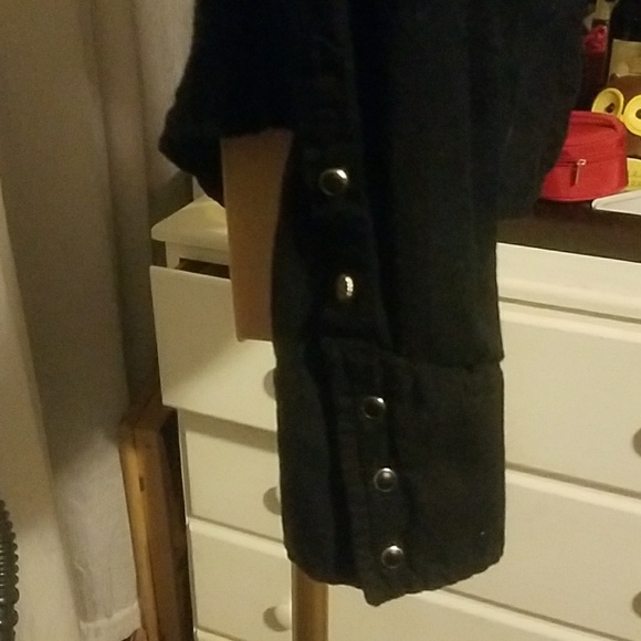 Black GUESS long sleeve collared shirt - Picture 5 of 6